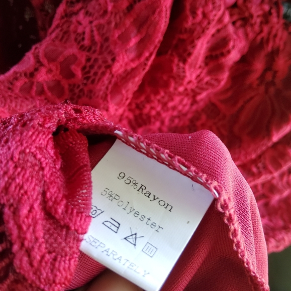 Beautiful Top - Picture 6 of 6